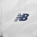 Camisa São Paulo Treino 24/25 - Torcedor New Balance Masculina - Branca com detalhes em cinza - Imagem 4