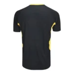 Camisa Santos Treino 25/26 - Torcedor Umbro Masculina - Preta com detalhes em amarelo - Imagem 2